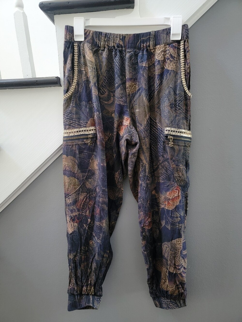 Desigual Womens Multi Colored Pattern Harem Pants Size Small Comfort Pockets - Picture 2 of 5